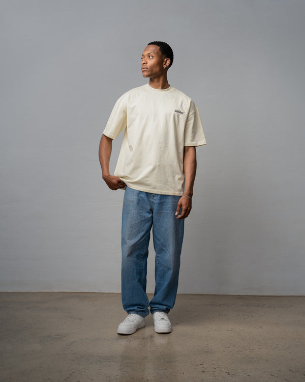 Essential Premium Off-white T-shirt